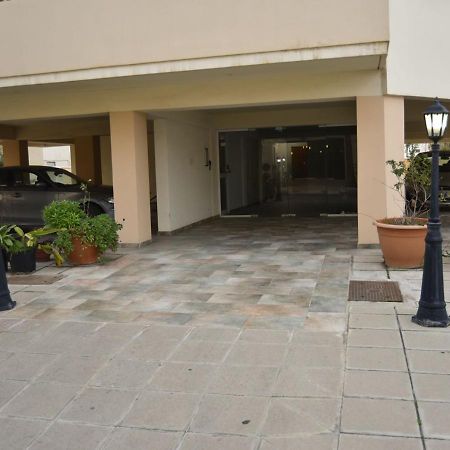 Elysso Apartments ラルナカ エクステリア 写真