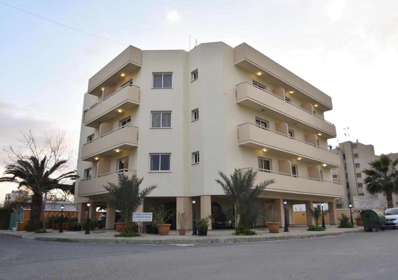 Elysso Apartments ラルナカ エクステリア 写真